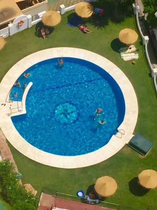 Sailor Apartments ตอร์เรโมลิโนส ภายนอก รูปภาพ